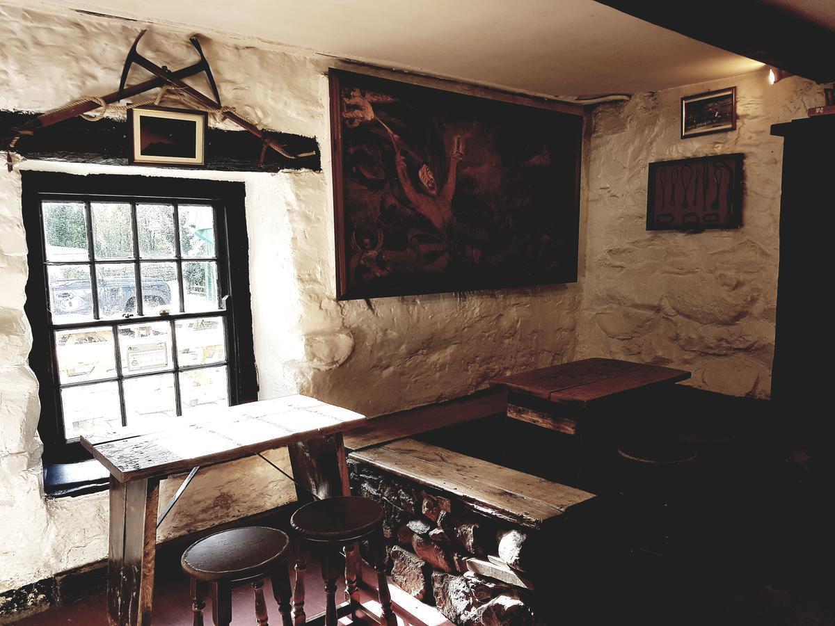 The Old Dungeon Ghyll Hotel Great Langdale Exterior foto